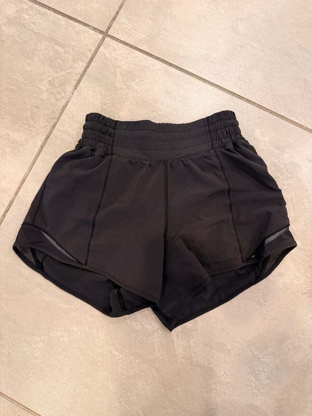 Lululemon Hotty Hot High-Rise Lined Shorts